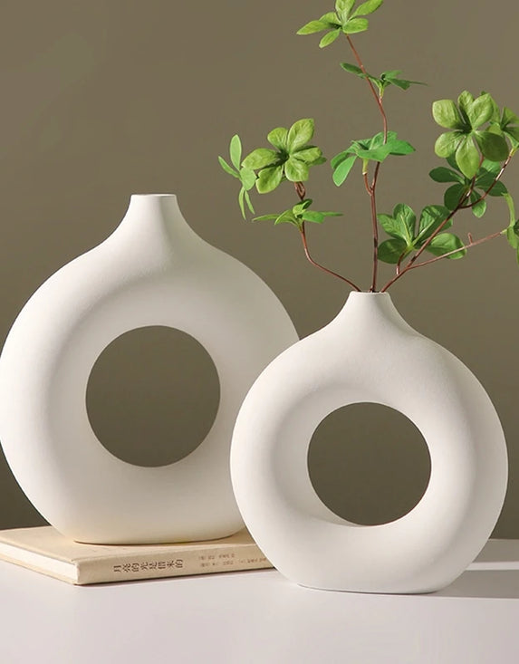 Imitation Ceramic Pure White Vase Decorative Vasen Single Branch Flower Arranging Ornament Donut Design Flowerpot Table Decor